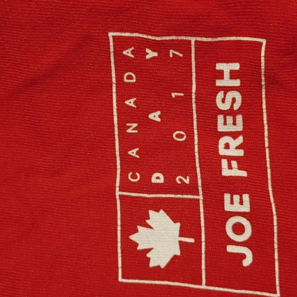 3/$25 JOE Fresh Canada 150 maple leaf red shirt short sleeves kids size 7 - Picture 3 of 5
